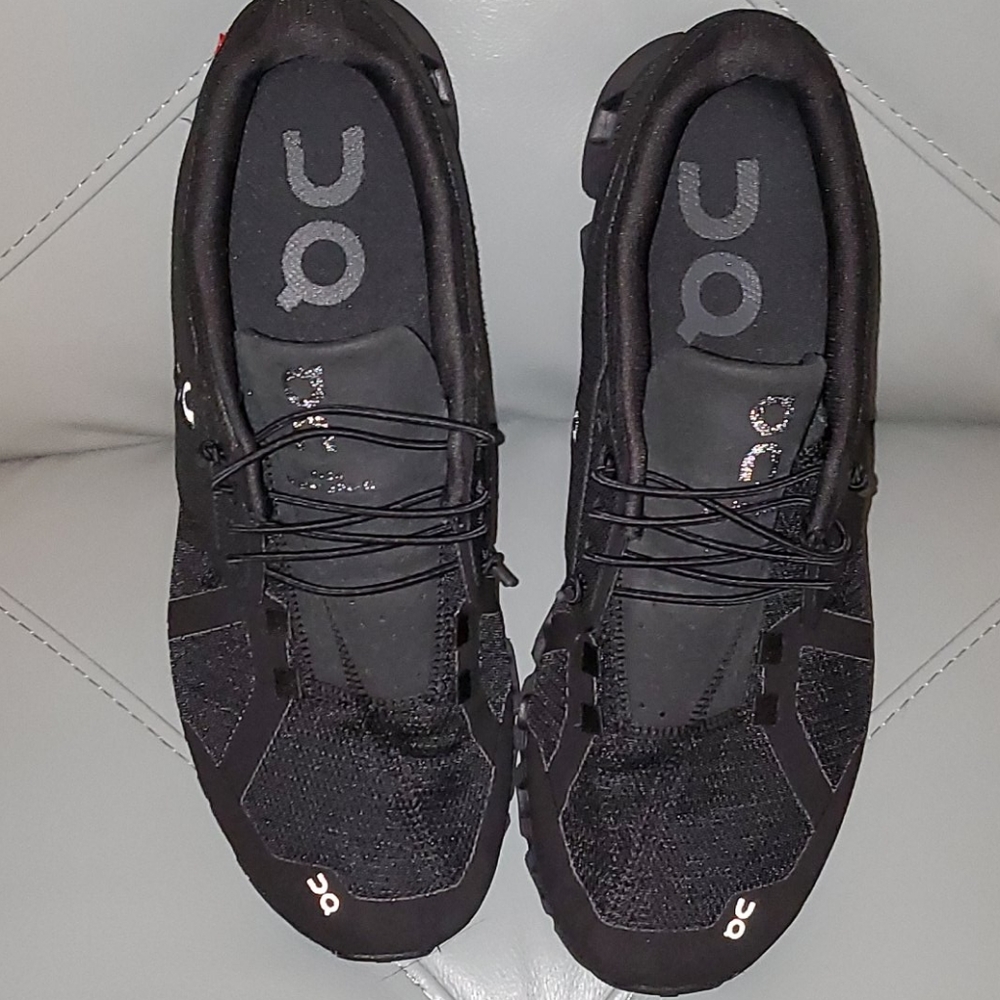 On Cloud sz 9 euc